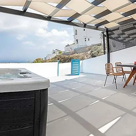Christos With Outdoor Hot Tub And Sea View Szálloda