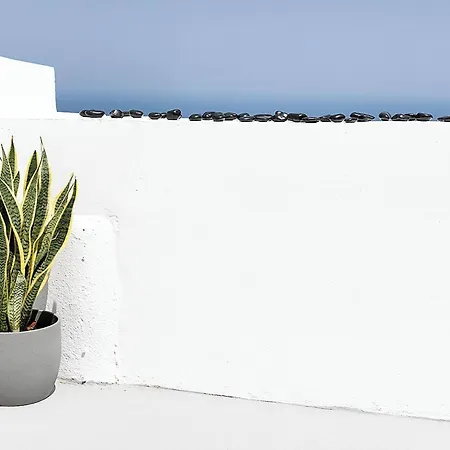 Christos With Outdoor Hot Tub And Sea View